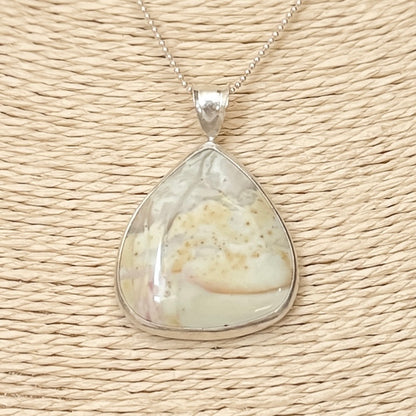 Soft Echo Pendant