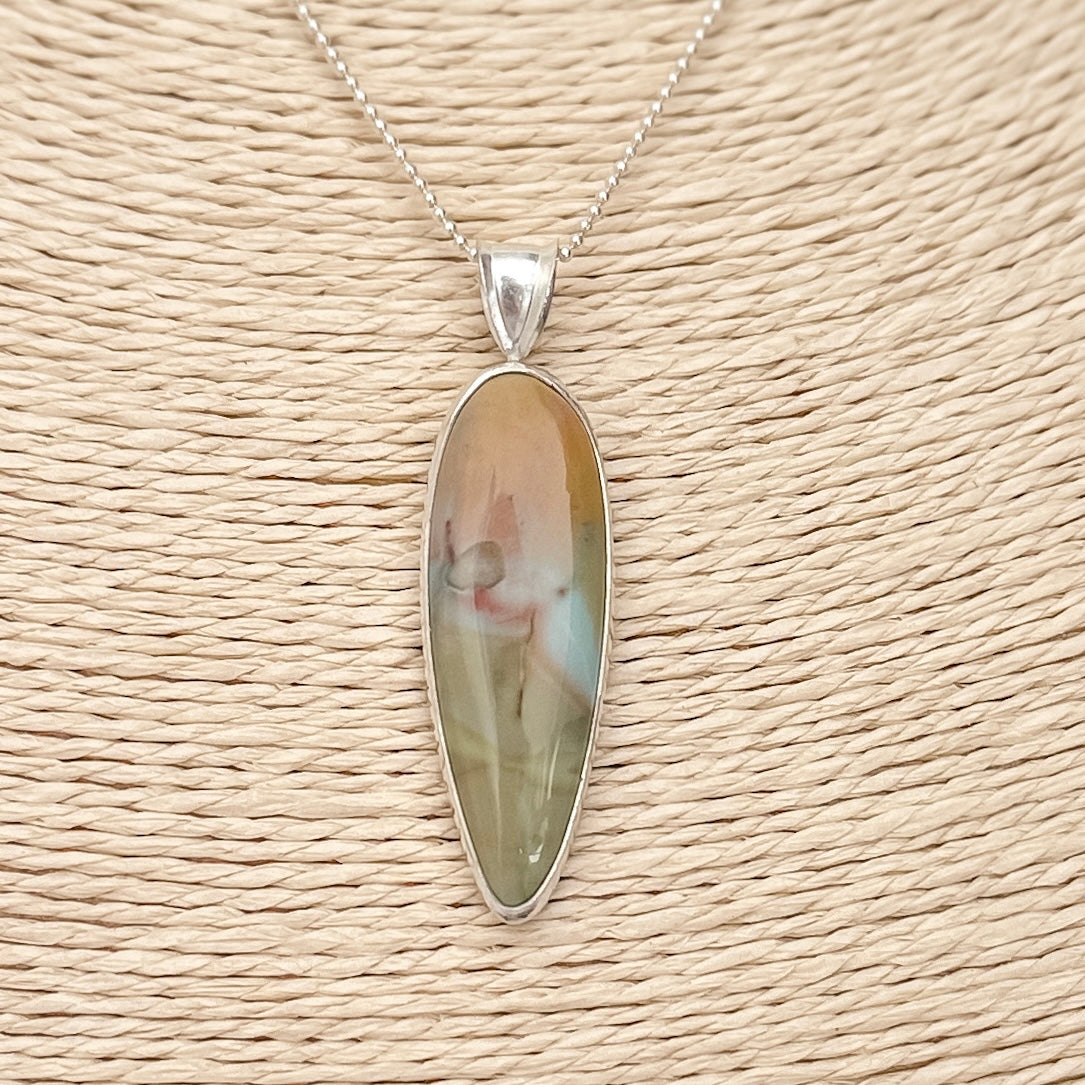 Wildlight Pendant